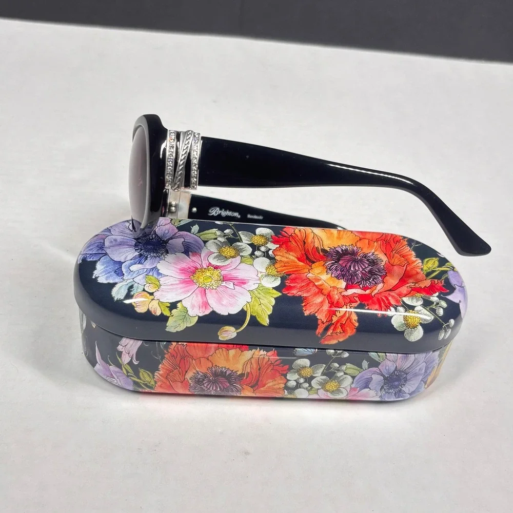 Brighton Neptunes Rings Sunglasses A12537-135 Tortoise Shell Crystal Trim Case